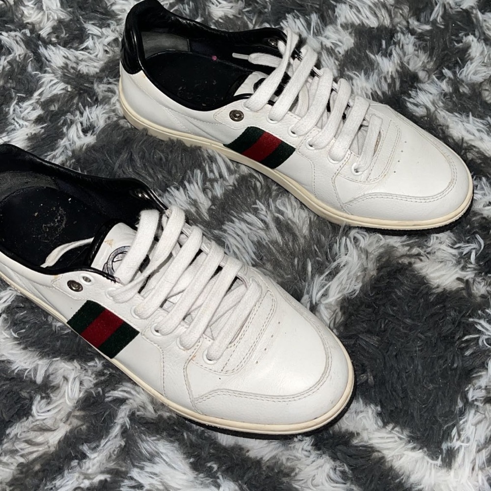 Gucci sneakers size 8